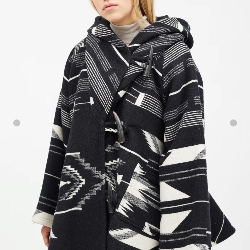 Lindsey Thornburg Heritage Cloak